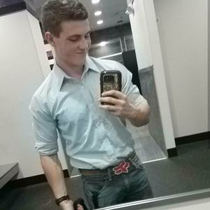 Meet your Posher, Bradley